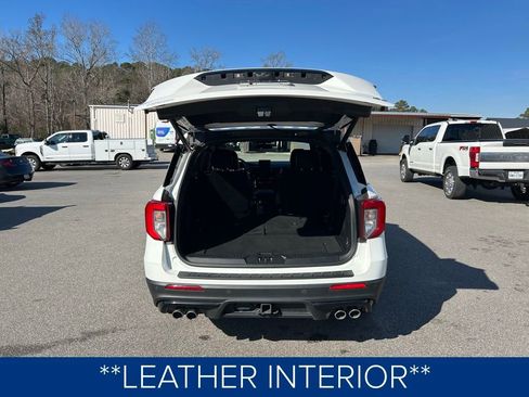 Used 2022 Ford Explorer ST w/ Equipment Group 401A image 7