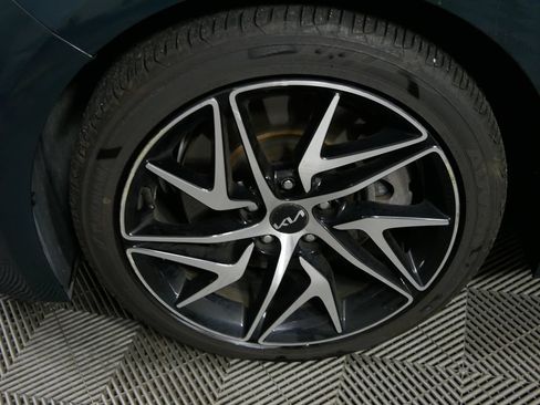 Used 2022 Kia Stinger GT-Line w/ Sun & Sound Package AWD/4WD image 12