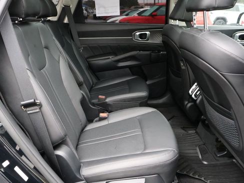 Used 2023 Kia Sorento SX FWD image 22