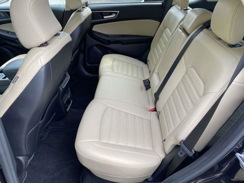 Certified 2023 Ford Edge SEL w/ Convenience Package image 17