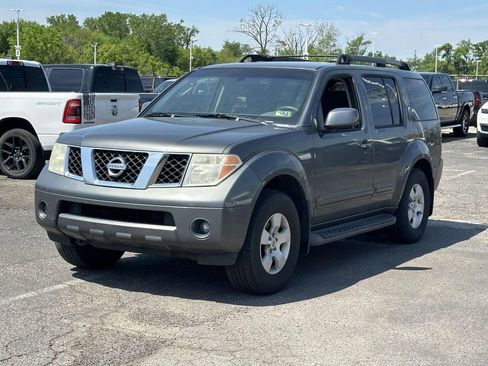 Used 2006 Nissan Pathfinder SE w/ (S01) Side Air Bags Pkg AWD/4WD image 7