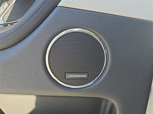 Used 2024 Land Rover Discovery Sport S image 15