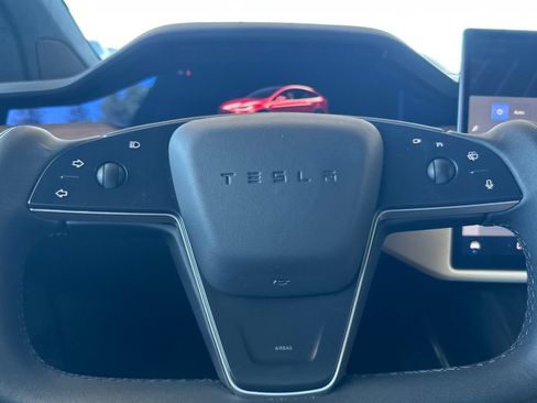 Used 2022 Tesla Model X AWD/4WD image 21