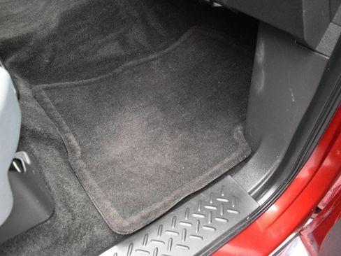 Used 2013 Ford F150 XLT w/ XLT Chrome Pkg image 17