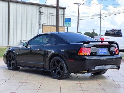 Used 2001 Ford Mustang Cobra RWD image 6