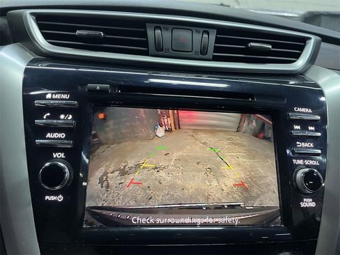 Certified 2019 Nissan Murano SV image 19