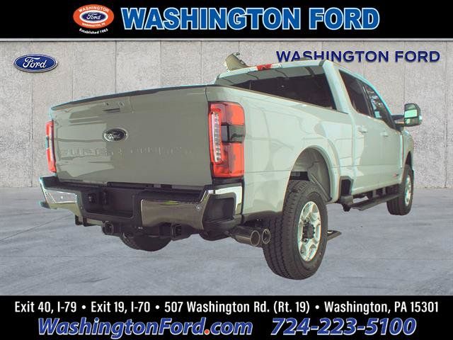 Used 2026 Ford F250 XLT w/ XLT Premium Package AWD/4WD image 3