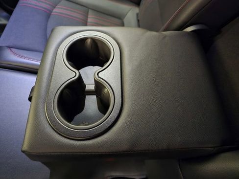 Used 2023 Chevrolet Equinox RS image 33