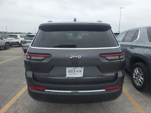 Used 2023 Jeep Grand Cherokee L Laredo RWD image 10