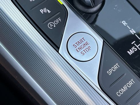 Certified 2021 BMW 430i Convertible w/ Parking Assistance Package image 33