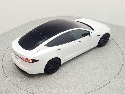 Used 2022 Tesla Model S AWD/4WD image 26