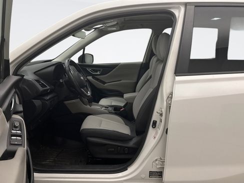 Used 2020 Subaru Forester Premium AWD/4WD image 8