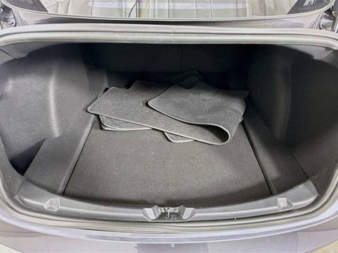 Used 2018 Tesla Model 3 Long Range RWD image 25