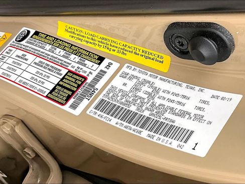 Used 2019 Toyota Tacoma SR5 RWD image 33