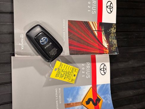 Used 2021 Toyota Prius SPECIAL EDITION image 34
