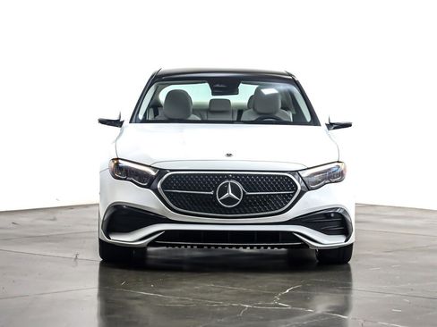 Used 2026 Mercedes-Benz E 350 Sedan image 3