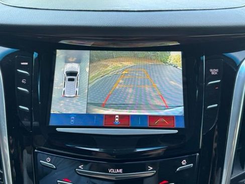 Used 2019 Cadillac Escalade 2WD image 12