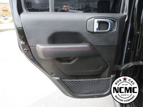 Used 2021 Jeep Wrangler Unlimited Rubicon AWD/4WD image 41