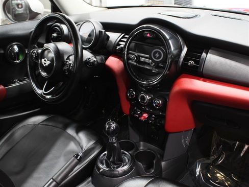 Used 2014 MINI Cooper 2-Door Hardtop FWD image 10