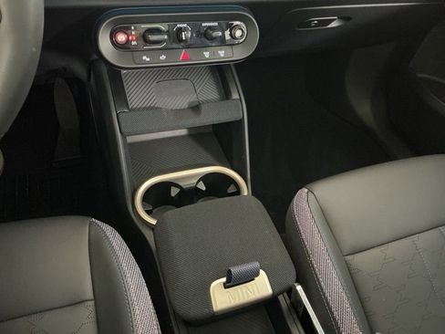 Certified 2025 MINI Cooper Countryman S image 12