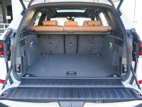 New 2026 BMW X5 M60i image 20