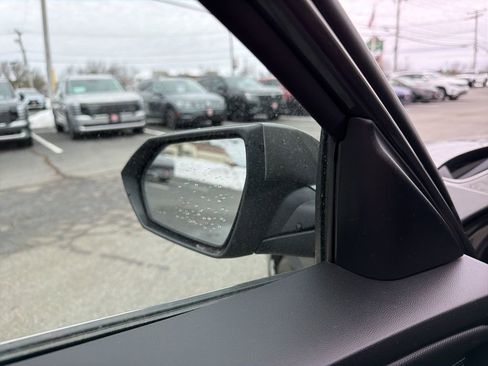 Used 2024 Hyundai Elantra SEL w/ Convenience Package image 14