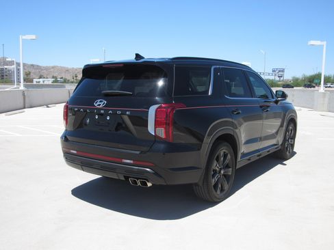 Used 2024 Hyundai Palisade XRT FWD image 5