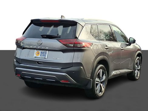 Used 2023 Nissan Rogue SL w/ SL Premium Package image 6