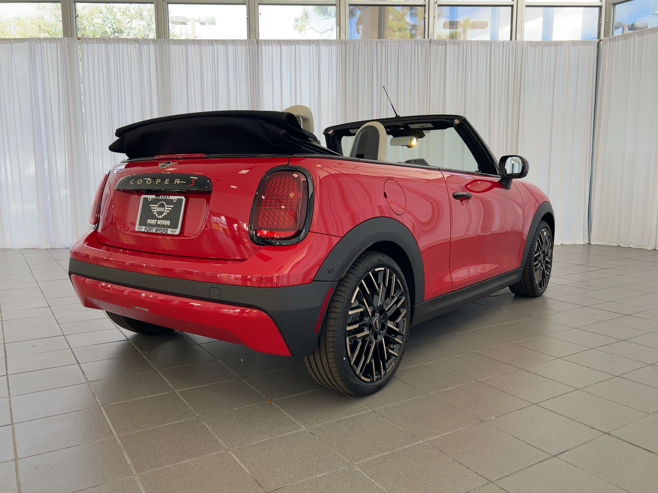 New 2026 MINI Cooper S FWD image 9