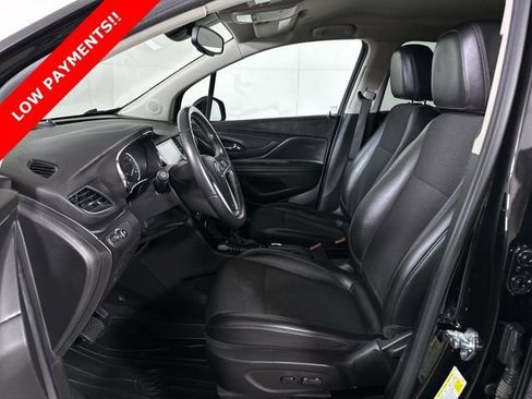 Used 2021 Buick Encore Preferred w/ Safety Package image 33