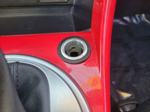 Used 2019 Volkswagen Beetle 2.0T SE w/ SE Premium Package image 25