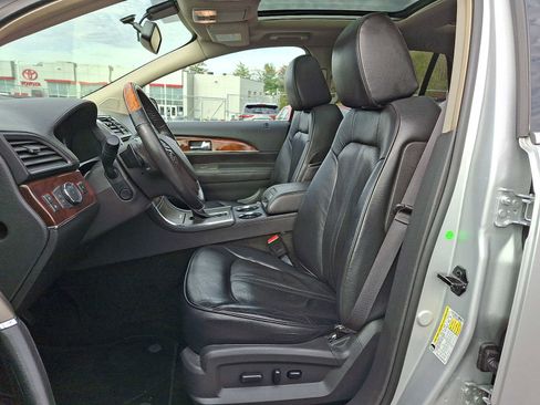 Used 2015 Lincoln MKX AWD w/ Equipment Group 102A image 11