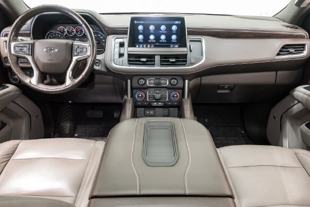 Used 2021 Chevrolet Tahoe Z71 w/ Z71 Signature Package AWD/4WD image 29