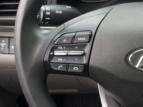 Used 2020 Hyundai Elantra SEL FWD image 13