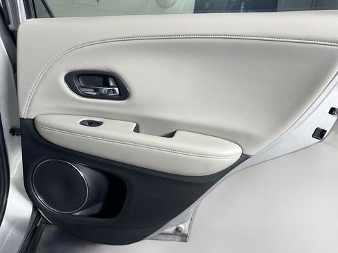 Used 2016 Honda HR-V EX-L image 28