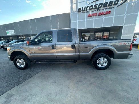Used 2012 Ford F250 XLT w/ XLT Interior Pkg image 9