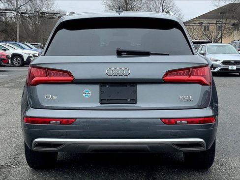Used 2018 Audi Q5 2.0T Premium Plus w/ Premium Plus Package image 4