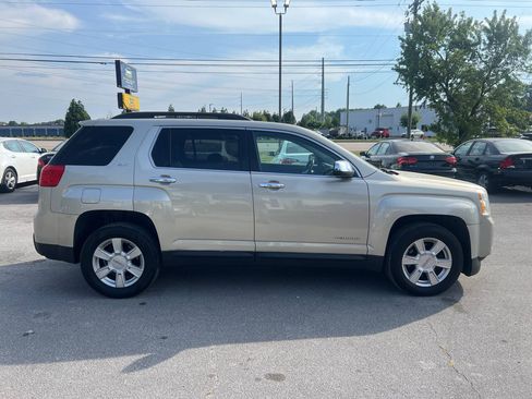 Used 2013 GMC Terrain SLT w/ Safety Package FWD image 5