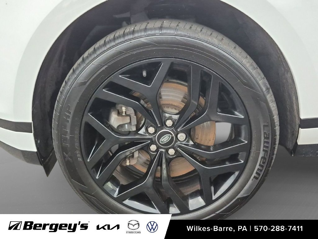Used 2023 Land Rover Range Rover Evoque R-Dynamic S AWD/4WD image 11