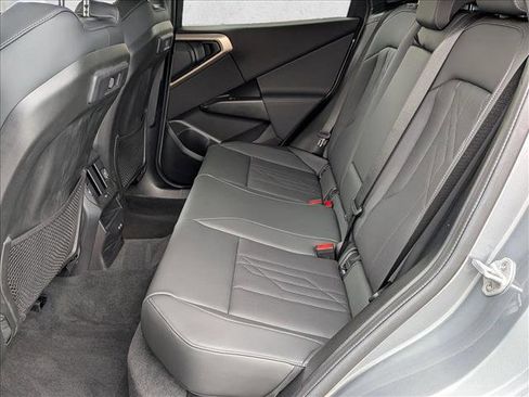 Certified 2025 BMW X3 xDrive30i w/ Premium Package image 17