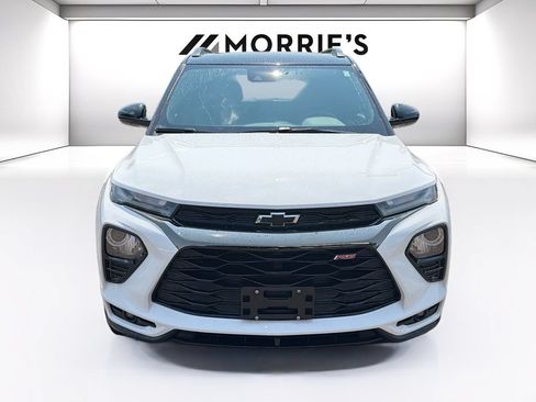 Used 2023 Chevrolet TrailBlazer RS w/ Sun and Liftgate Package AWD/4WD image 2