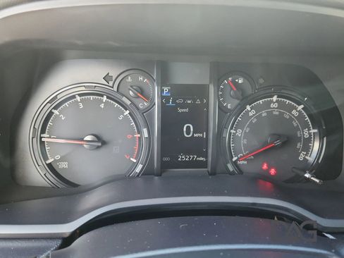 Used 2024 Toyota 4Runner SR5 image 26