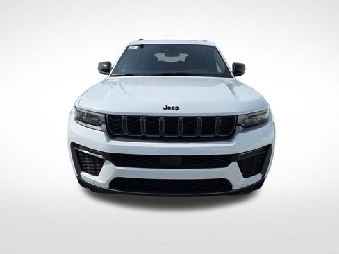 New 2026 Jeep Grand Cherokee L Limited image 8