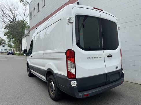 Used 2017 Ford Transit 250 250 3dr SWB Medium Roof Cargo image 7