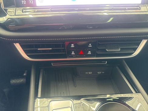 New 2026 Volkswagen Atlas SE image 21