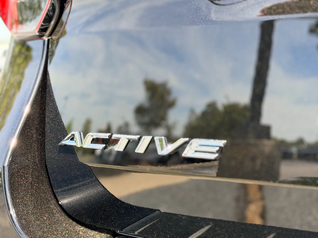 New 2026 Ford Explorer Active RWD image 5