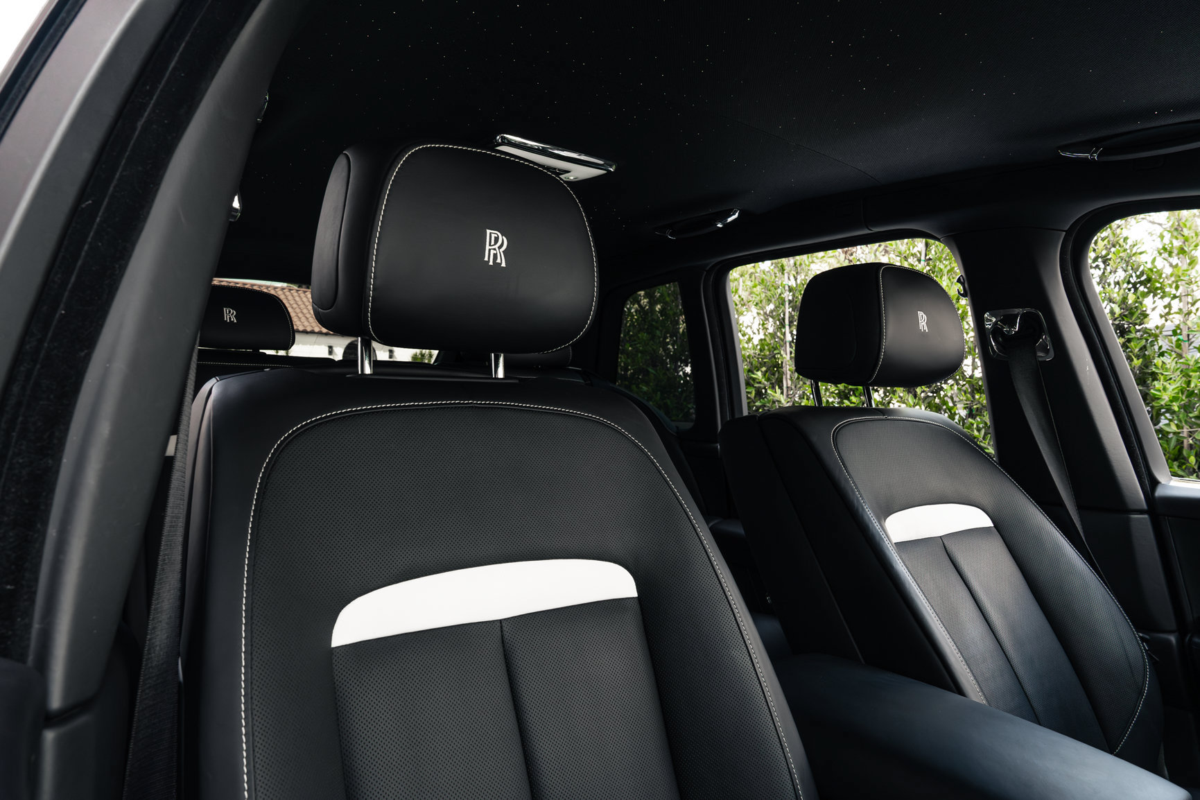 Used 2023 Rolls-Royce Cullinan w/ Technology Package AWD/4WD image 10