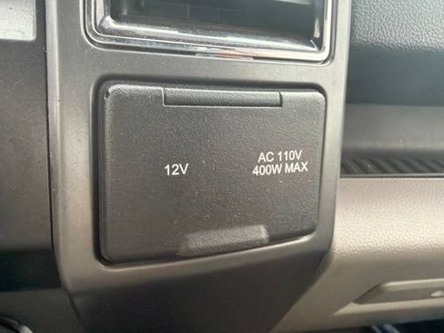 Used 2019 Ford F150 XLT w/ Equipment Group 302A Luxury AWD/4WD image 40