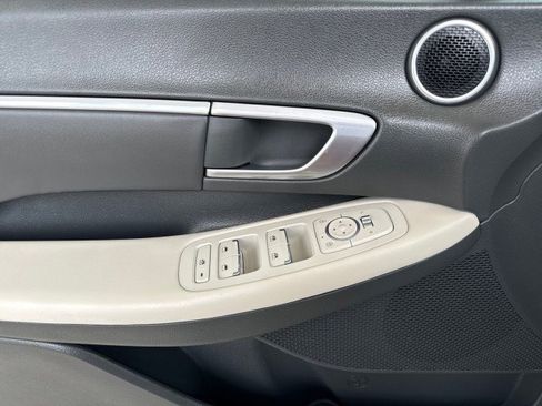 Used 2023 Hyundai Sonata SEL image 8