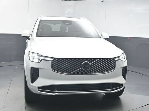 New 2026 Volvo XC90 T8 Plus w/ Protection Package Premier AWD/4WD image 3